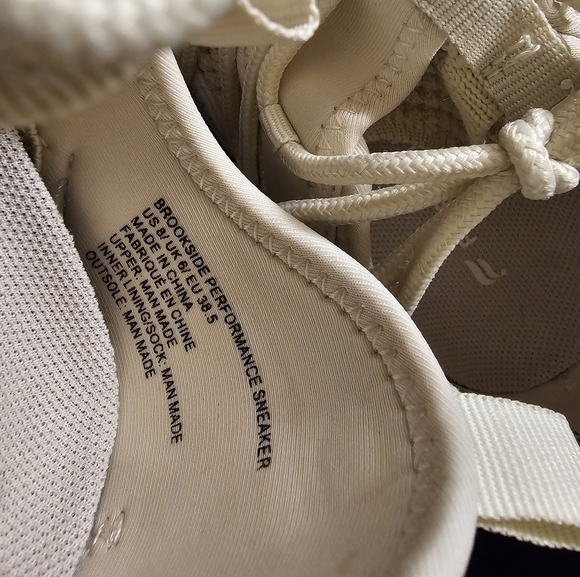 Fabletics Brookside PerformanceSneaker size 8 Cream EUC - Picture 9 of 12